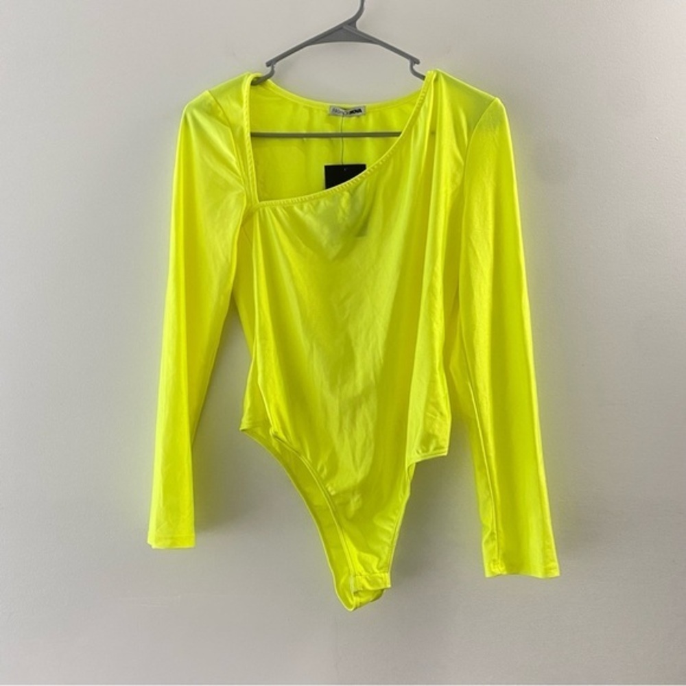 Fashion Nova bodysuit neon yellow nwt long sleeve L